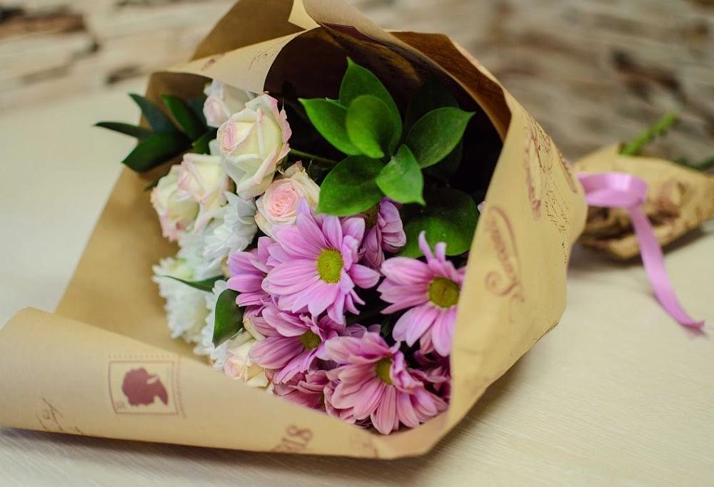 Букет цветов из: Розы и Хризантемы в Нижнее Казанище