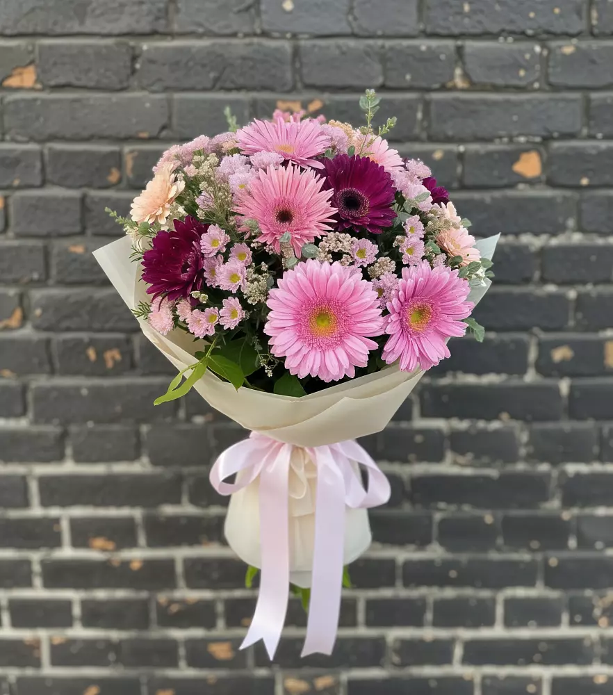Букет цветов из: Герберы и Хризантемы в Нижнее Казанище