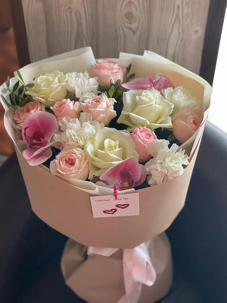 Букет цветов из: Орхидеи, Розы и Гвоздики в Нижнее Казанище