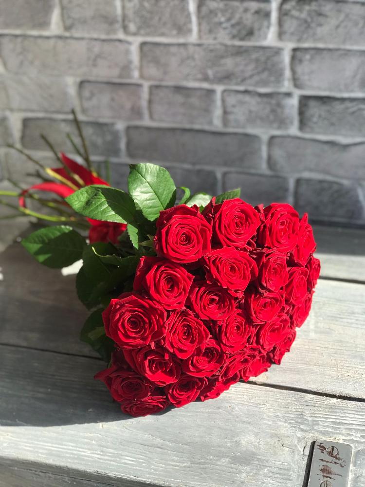 Букет Красные розы Фридом в Нижнее Казанище