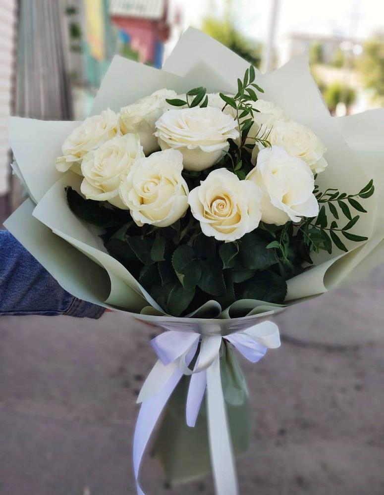 Букет Белые розы Проуд в Нижнее Казанище