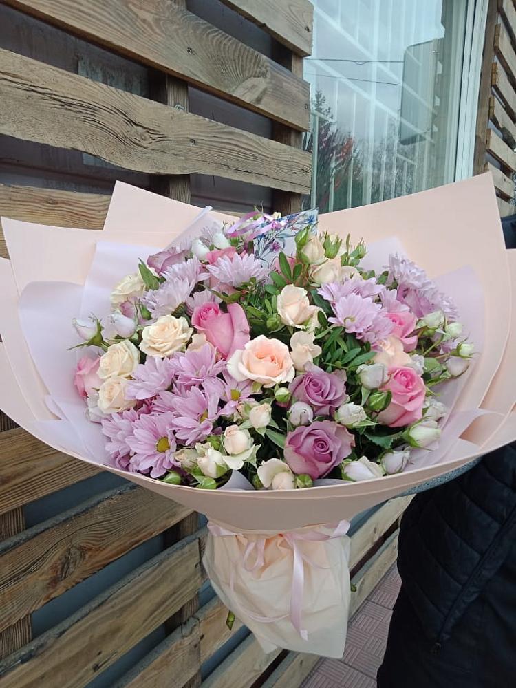 Букет цветов из: Розы и Хризантемы в Нижнее Казанище