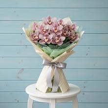Букет цветов из:  Орхидеи и Розы в Нижнее Казанище