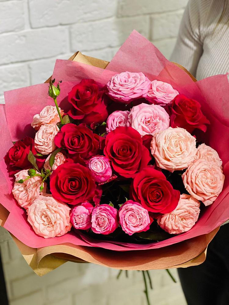 Букет цветов из: Розы в Нижнее Казанище