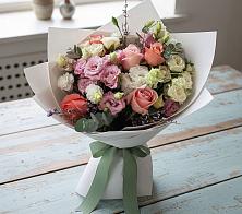 Букет цветов из:  Розы, Лизиантусы и Гвоздики в Нижнее Казанище