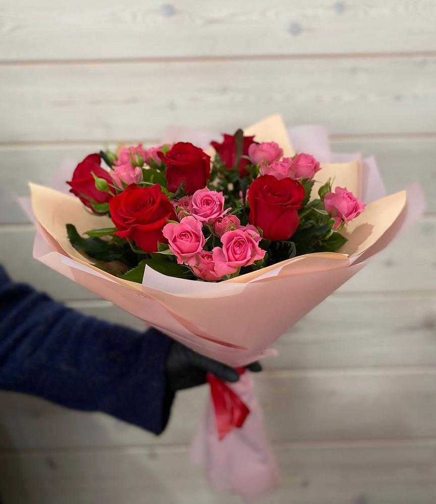 Букет цветов из: Розы в Нижнее Казанище