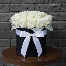 Цветочная композиция из Розы в шляпной коробке в Нижнее Казанище